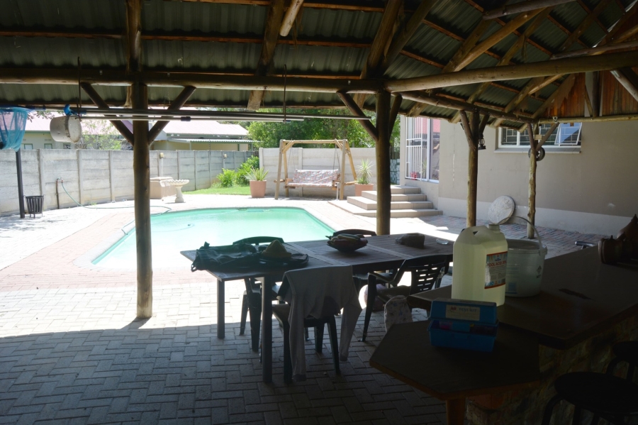 4 Bedroom Property for Sale in Riebeeckstad Free State